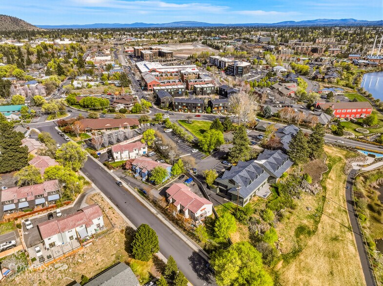 More Photos Of 931 NW Carlon Ave, Bend Multifamily For Sale