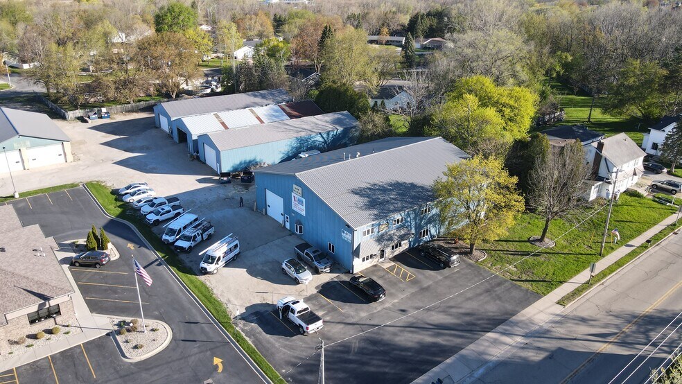 More Photos Of N4125 County Rd E, Kaukauna General Retail For Lease