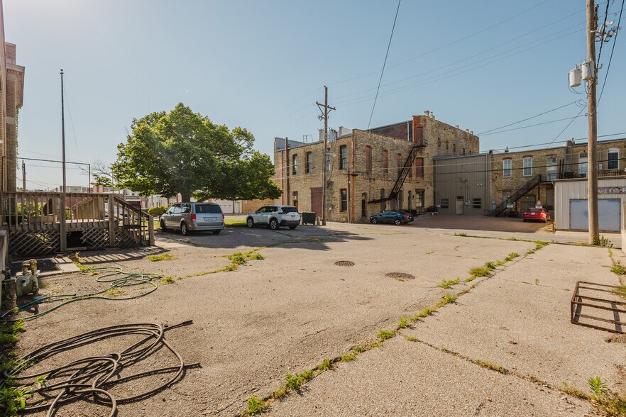 More Photos Of 920 Millington St, Winfield Storefront Retail Office For Sale