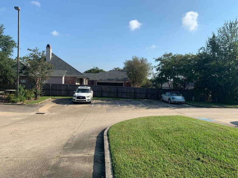 More Photos Of 8377 Picardy Ave, Baton Rouge Medical For Sale