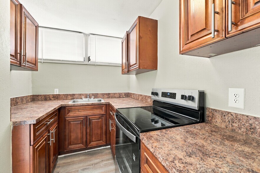 More Photos Of 1010 N Fiske Blvd, Cocoa Apartments For Sale