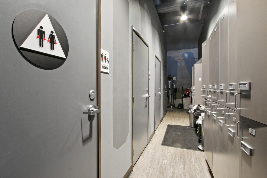 More Photos Of 1415 Wilshire Blvd, Santa Monica Freestanding For Lease