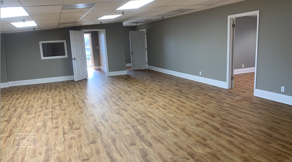 More Photos Of 199 Spence Ln, Nashville Warehouse For Lease