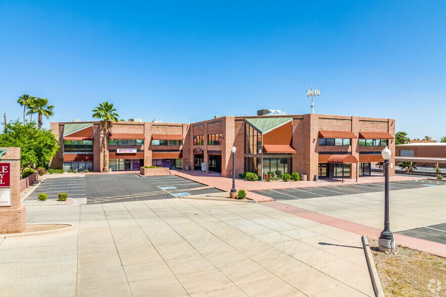 More Photos Of 2727 W Glendale Ave, Phoenix Office For Lease