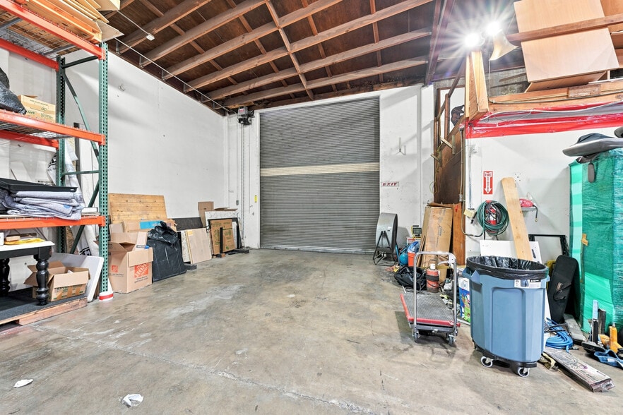 More Photos Of 905-909 Fee Dr, Sacramento Service For Sale