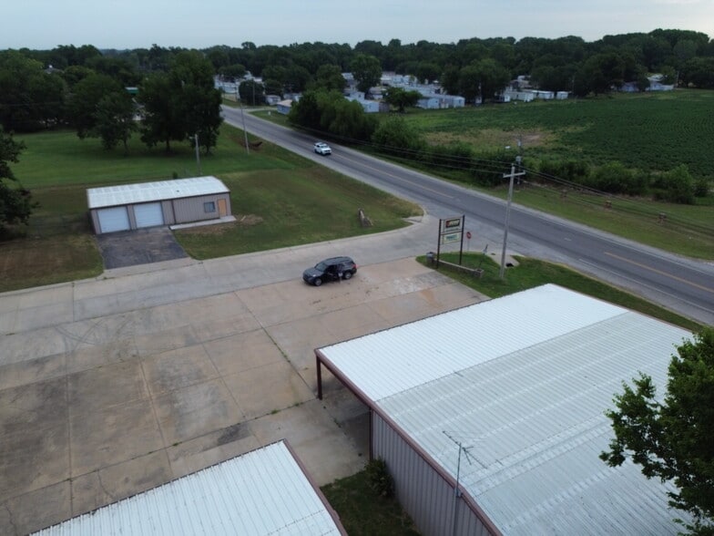 More Photos Of 542-544 Chestnut St, Skiatook Flex For Sale