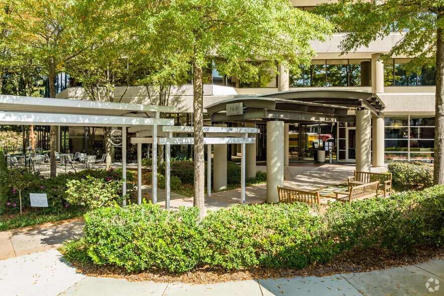 More Photos Of 160 Clairemont Ave, Decatur Office For Lease