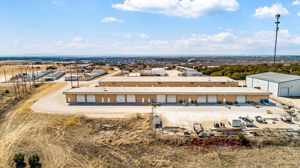 More Photos Of 125 M and M Ranch Rd, Granbury Warehouse For Lease
