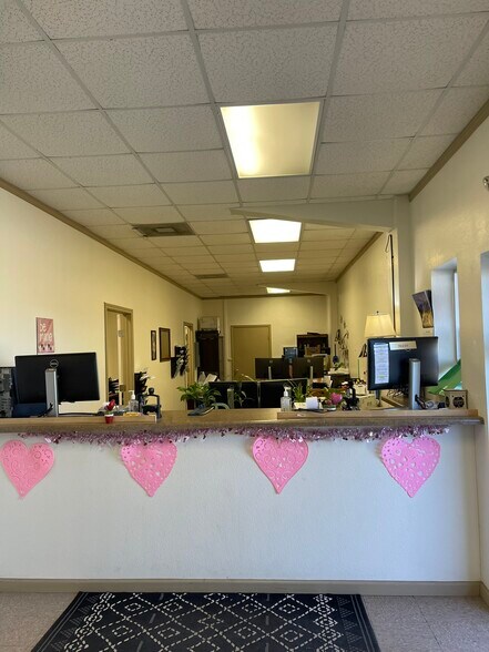 More Photos Of 14640 S FM 2790 W, Lytle Unknown For Lease