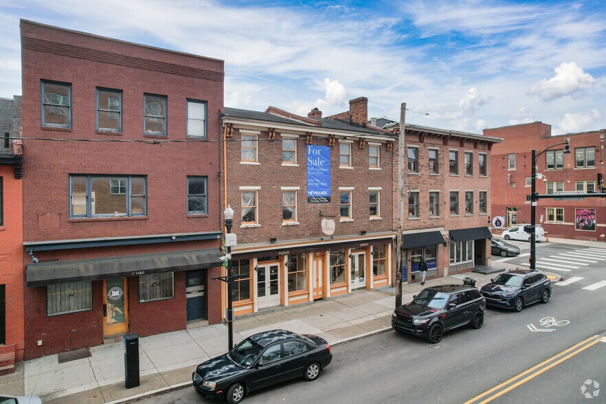 Primary Photo Of 2104 E Carson St, Pittsburgh Restaurant For Sale