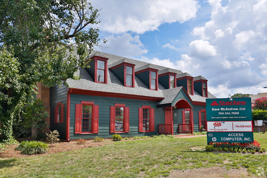 More Photos Of 7808 Pineville-Matthews Rd, Charlotte Office For Lease