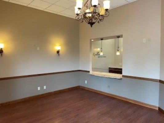 More Photos Of 2127 Midlands Ct, Sycamore Office For Lease