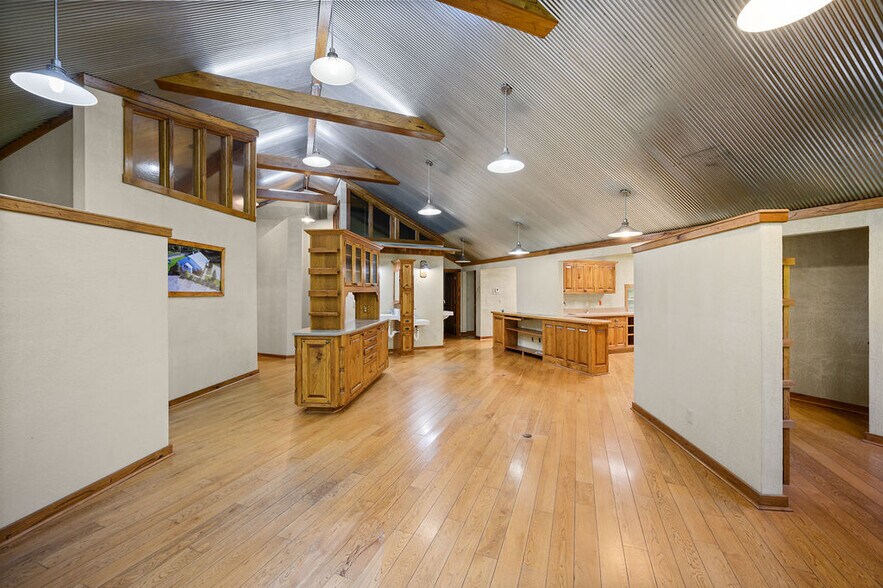 More Photos Of 10960 State Route 550, Vincent Healthcare For Sale
