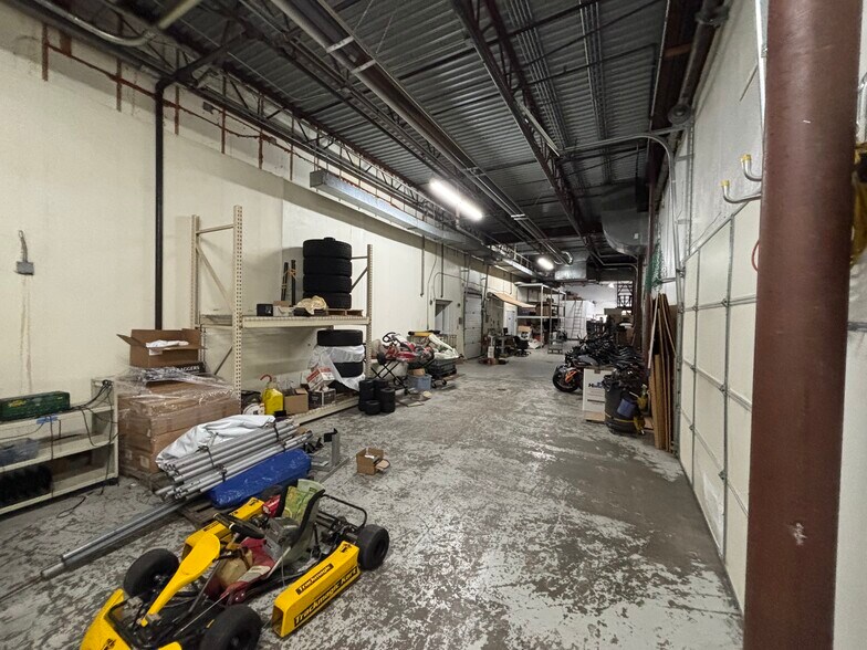 More Photos Of 720 W Bristol St, Elkhart Freestanding For Sale