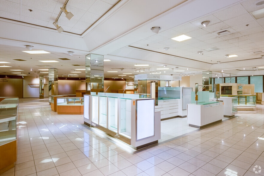 More Photos Of 3340 Mall Loop Dr, Joliet Department Store For Sale