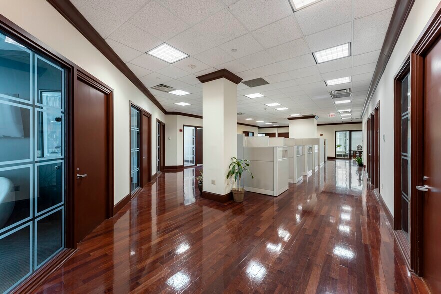More Photos Of 200 S Andrews Ave, Fort Lauderdale Medical For Sale