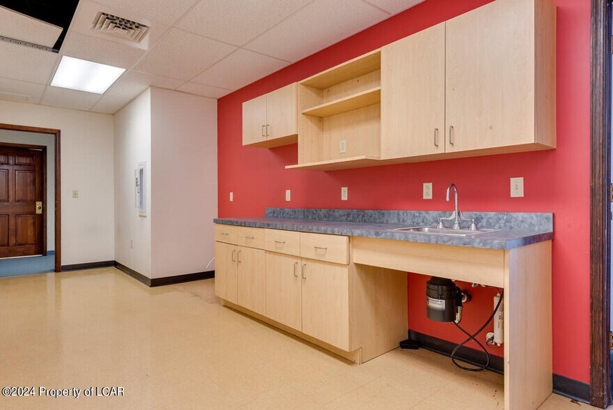 More Photos Of 832 Airport Rd, Hazle Township Medical For Sale