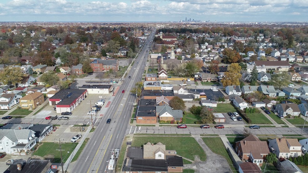 More Photos Of 6001 State Rd, Parma Restaurant For Sale