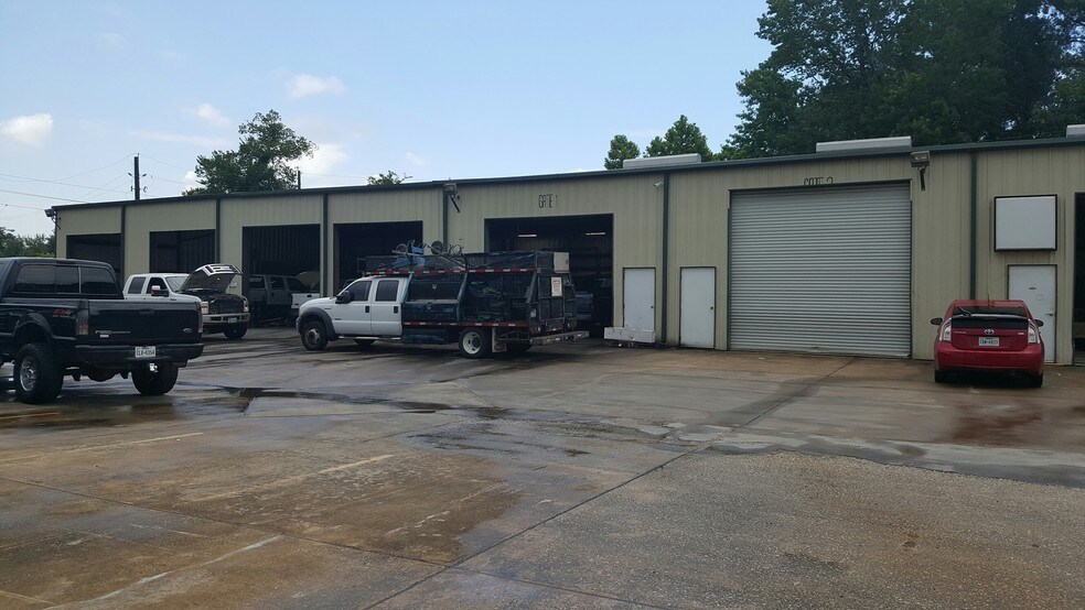 More Photos Of 8211 Fairbanks White Oak, Houston Unknown For Lease