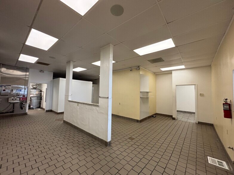 More Photos Of 3272 Sonoma Blvd, Vallejo Office For Lease