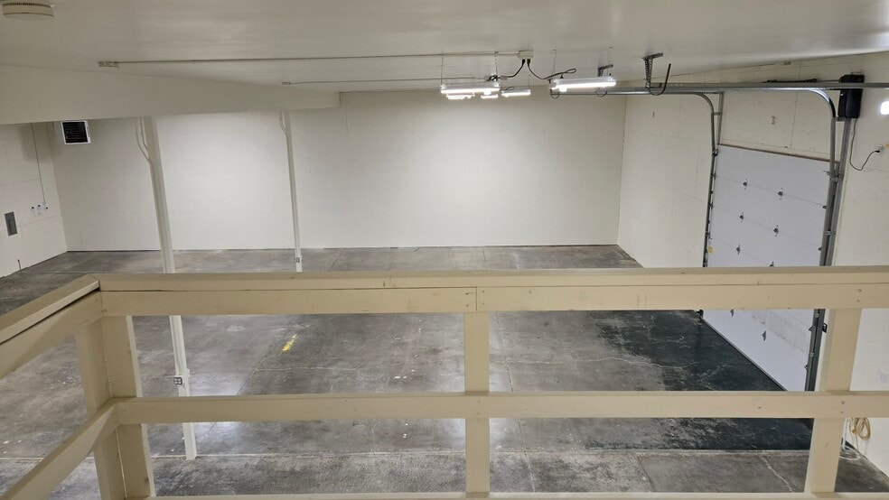 More Photos Of 21 N Skipworth Rd, Spokane Valley Showroom For Sale