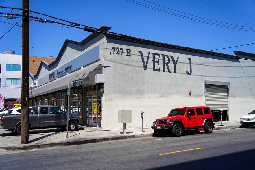 More Photos Of 727 E Pico Blvd, Los Angeles Storefront For Sale