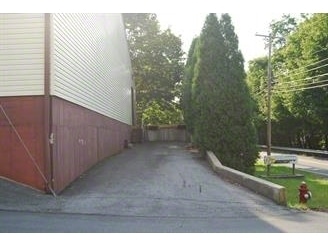 More Photos Of 18 7th St, Slatington Warehouse For Lease