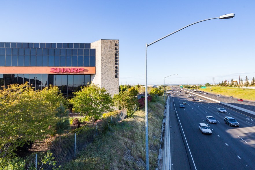 More Photos Of 5 Sierra Gate Plz, Roseville Office For Lease