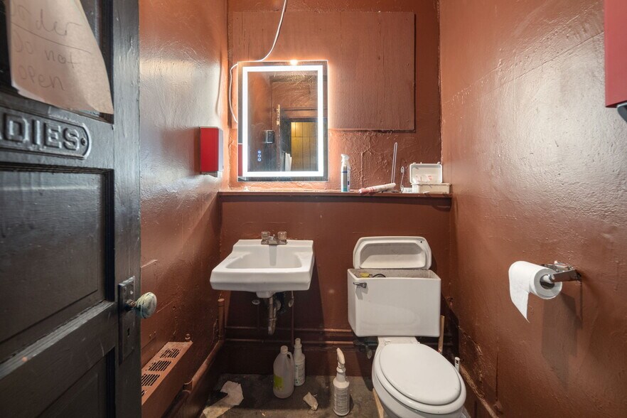 More Photos Of 390 Delaware Ave, Albany Storefront Retail Office For Sale