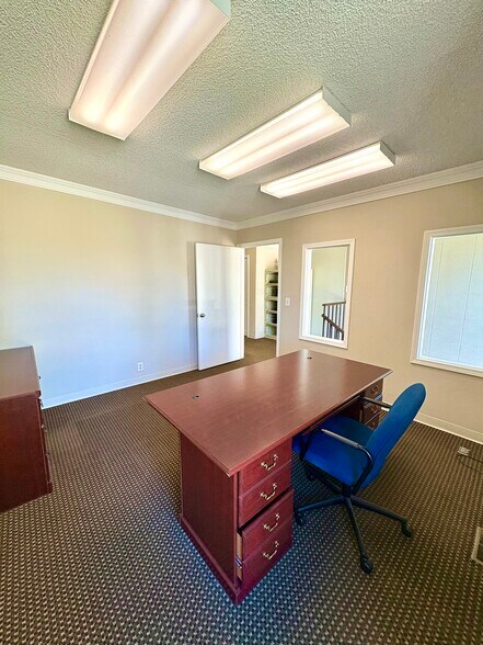 More Photos Of 206-210 12th Ave Rd, Nampa Medical For Lease