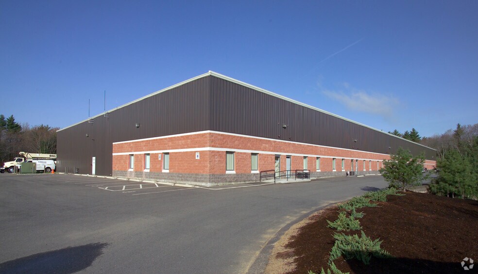 More Photos Of 30 Robert W Boyden Rd, Taunton Warehouse For Lease