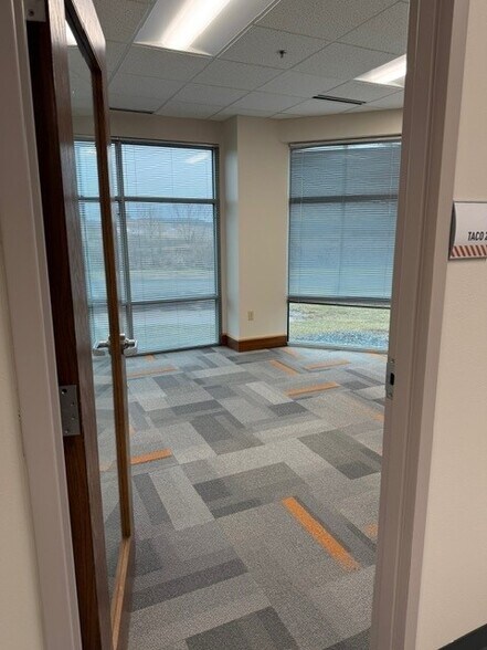 More Photos Of 3600 Digital Dr, Dubuque Office For Sale