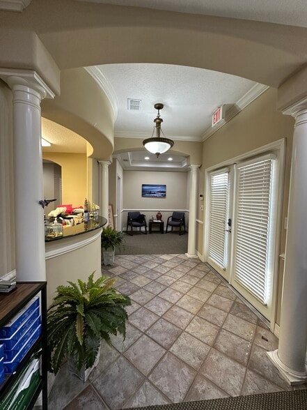 More Photos Of 8345 Gunn Hwy, Tampa Office For Sale