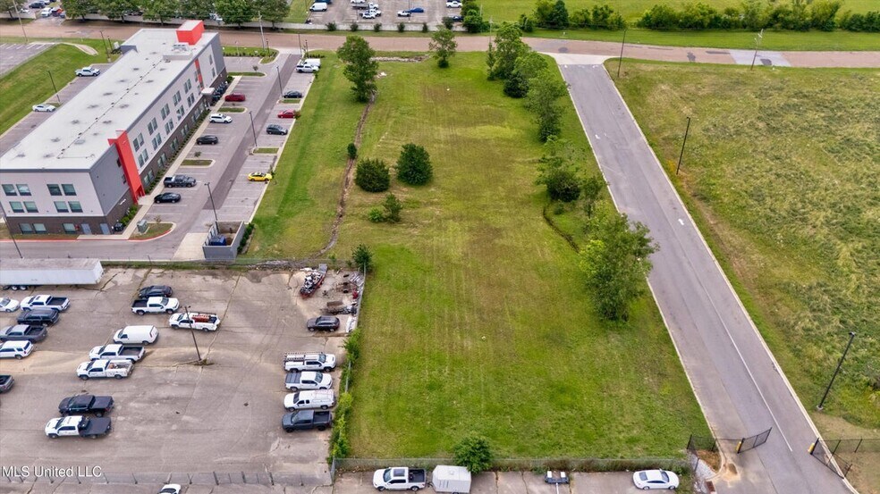 More Photos Of 18 Hospitality Lane Lot #7P-A Ln, Southaven Land For Sale