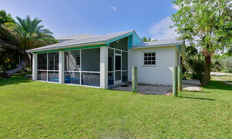 More Photos Of 21544 Overseas Hwy, Cudjoe Key Hotel For Sale