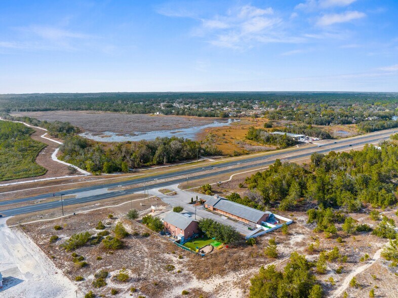 More Photos Of 7044 Commercial Way, Weeki Wachee Office For Sale