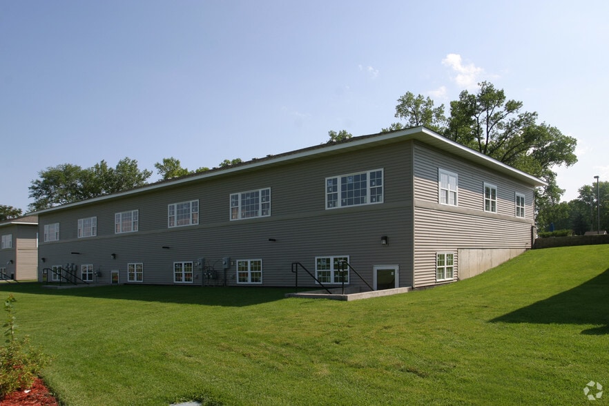 More Photos Of 2163 Northdale Blvd NW, Minneapolis Office For Sale