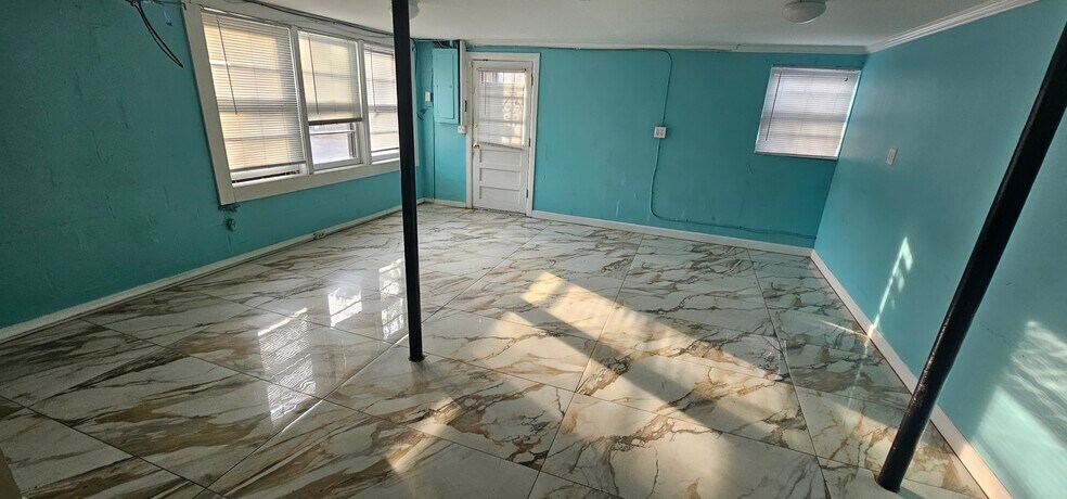 More Photos Of 2709 Bransford Ave, Nashville Office Residential For Sale