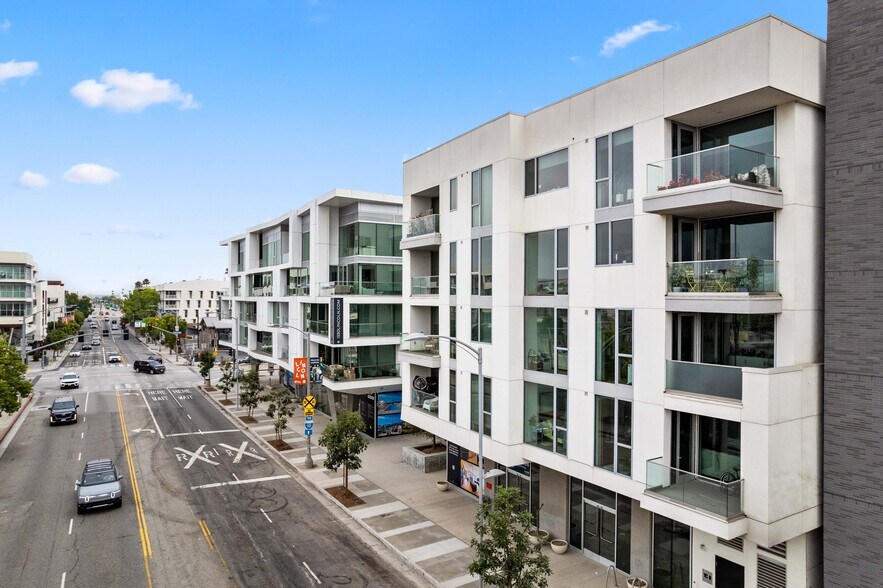 More Photos Of 1550 Lincoln Blvd, Santa Monica Apartments For Lease