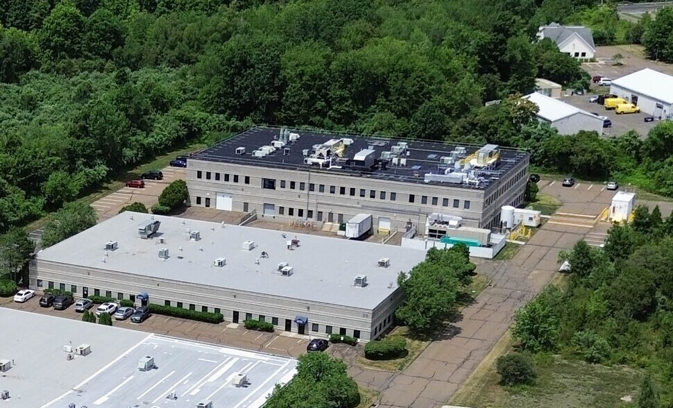 More Photos Of 36 E Industrial Rd, Branford Research And Development For Lease