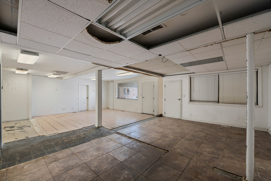 More Photos Of 3329 S Sue St, South Salt Lake Storefront Retail Office For Sale