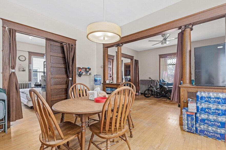 More Photos Of 3024 Chicago Ave, Minneapolis Apartments For Sale