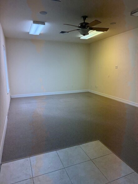 More Photos Of 4707 Enterprise Ave, Naples Loft Creative Space For Lease