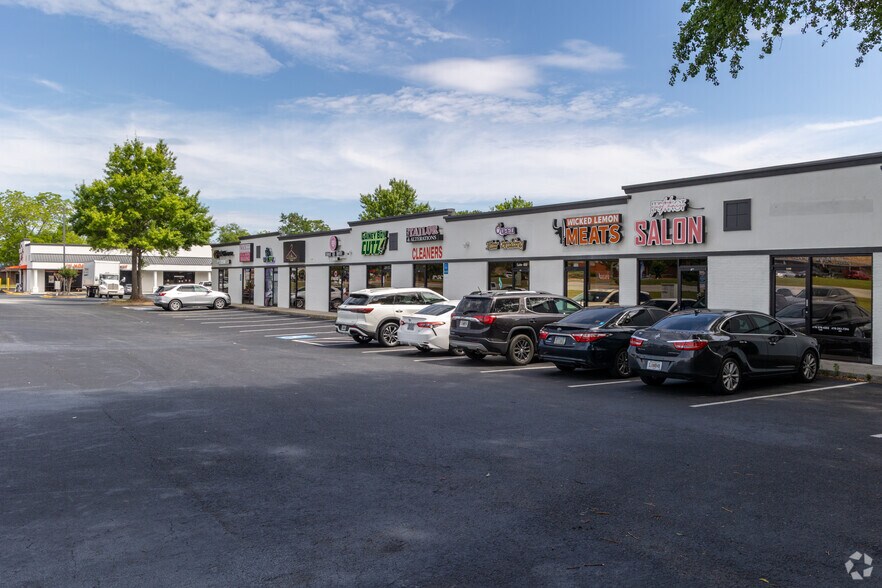 Primary Photo Of 154 Houston Lake Rd, Warner Robins Storefront For Sale