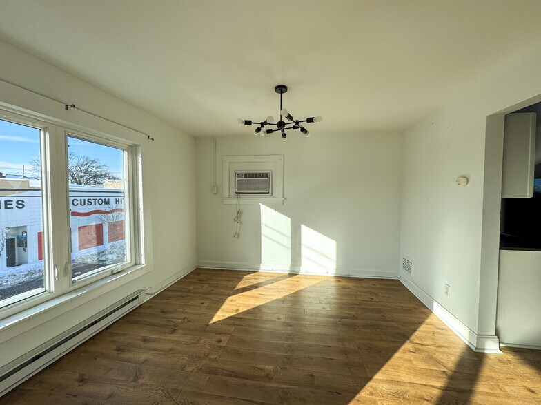 More Photos Of 1220-1222 Parsons Ave, Columbus Storefront Retail Residential For Sale