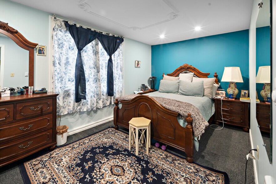 More Photos Of 56 Henry Ave, Dracut Apartments For Sale