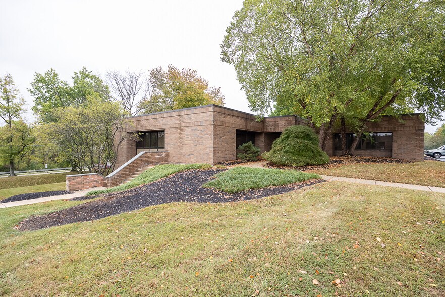 More Photos Of 728 Springdale Dr, Exton Office For Lease