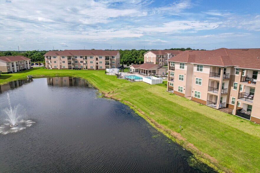 More Photos Of 2089 Heritage Key Blvd, Kissimmee Apartments For Sale