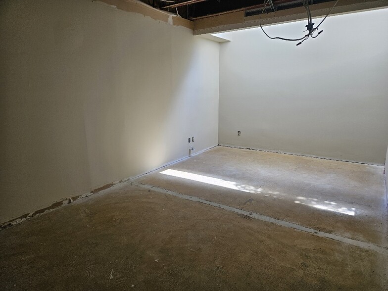 More Photos Of 6060-6074 Franconia Rd, Alexandria Medical For Sale