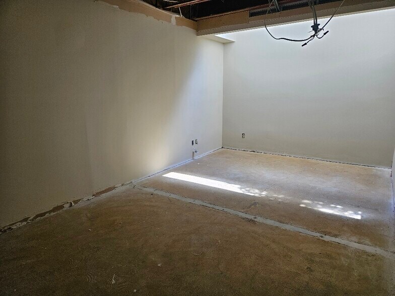 More Photos Of 6080-6082 Franconia Rd, Alexandria Medical For Sale